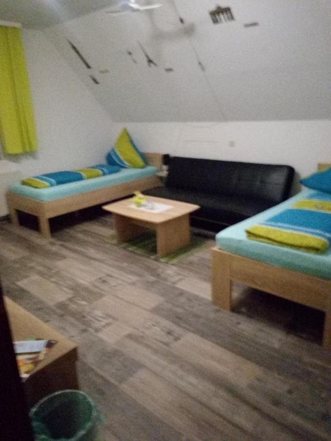 Gaeste Monteurzimmer Haus Suedstadt سولينجين المظهر الخارجي الصورة
