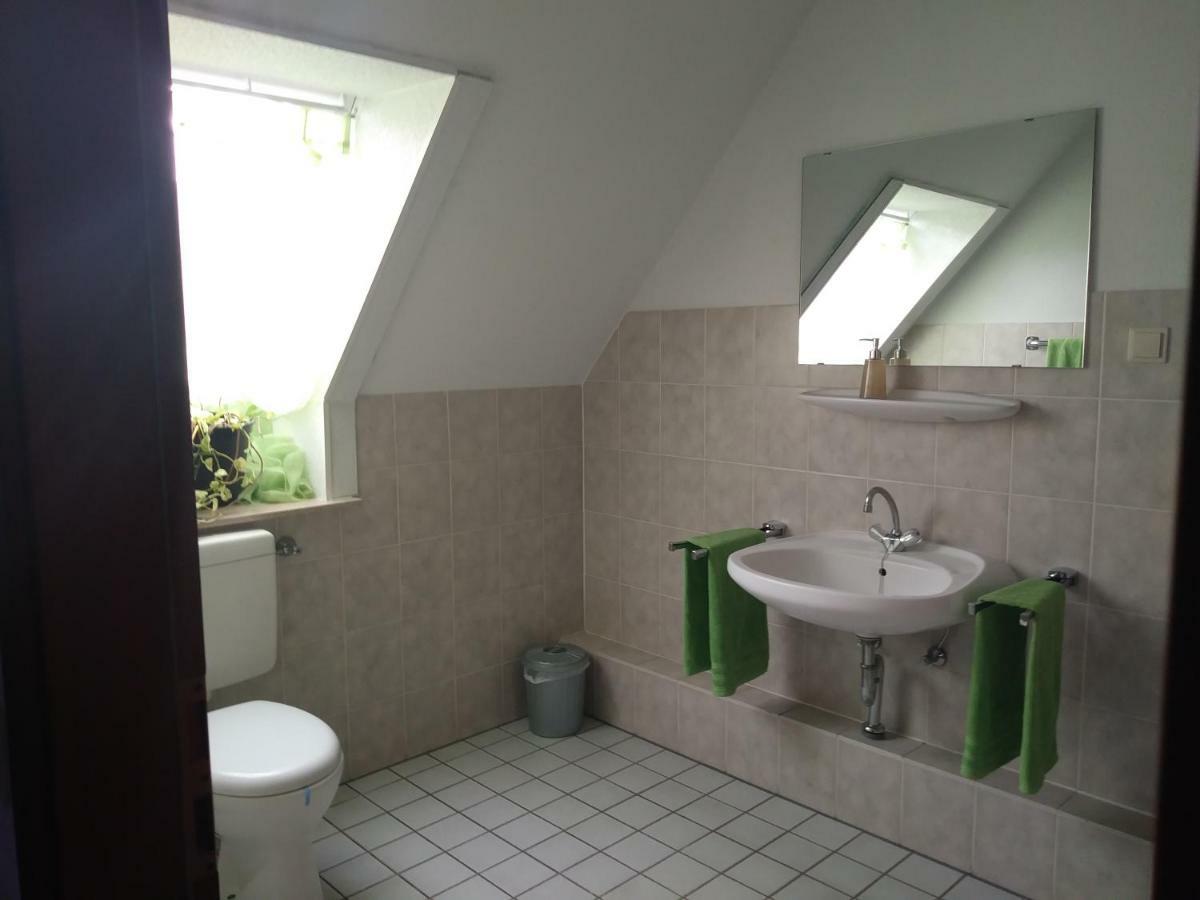 Gaeste Monteurzimmer Haus Suedstadt سولينجين المظهر الخارجي الصورة