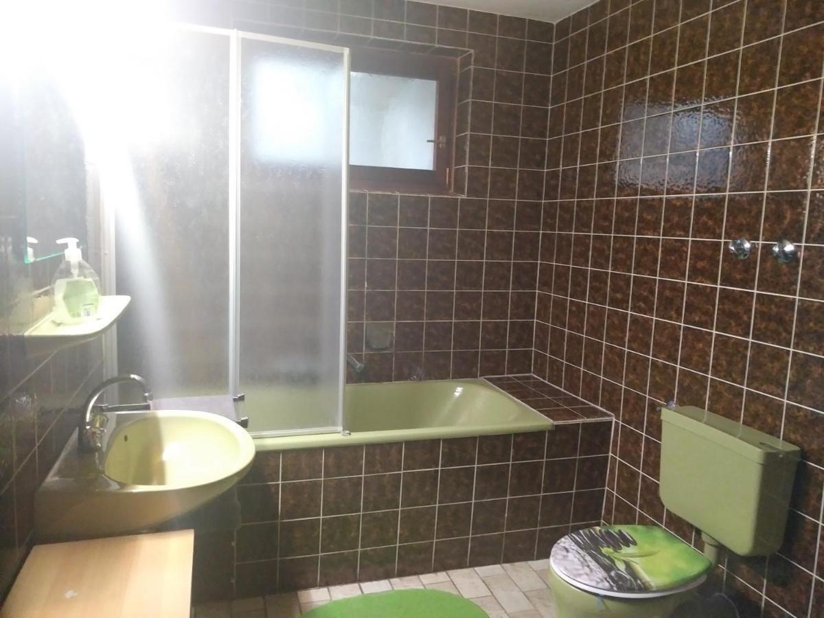 Gaeste Monteurzimmer Haus Suedstadt سولينجين المظهر الخارجي الصورة